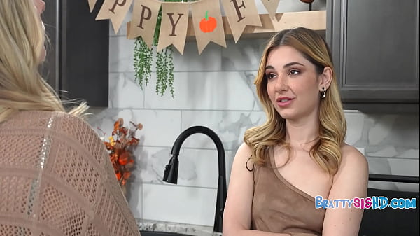 Tiny stepsis is the thanksgiving feast