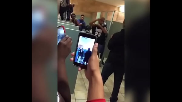 Nonton Watch Me Whip, Watch Me Nae Nae, Watch My Dick, Flip, It Don't Stink Stink thumbnail