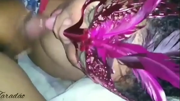 Play MP4 - Tomando porra