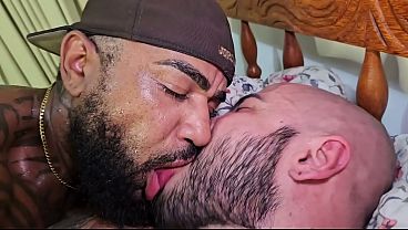 Sexo A Tr&ecirc;s Sem Limites Dois N&atilde;o Deram Conta... Chamamos Mais Um thumbnail