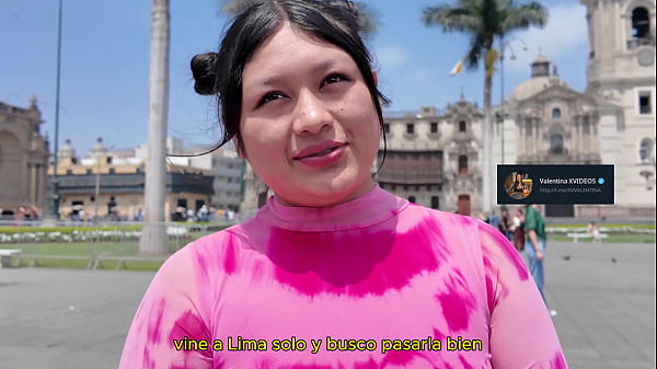 Play MP4 - Se quedo esperando a su novio y le propuse algo atrevido