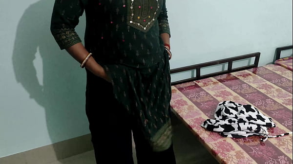 Stepsister soniya Desi Fucked by brother, cum on pussy in Hindi Audio sex 