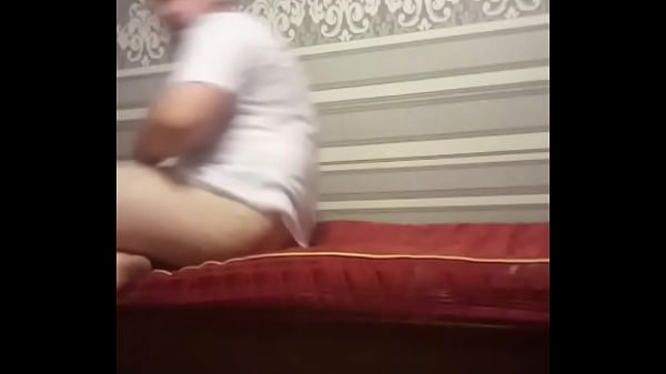 Упссс! Мой обед случайно попал на камеру! thumbnail