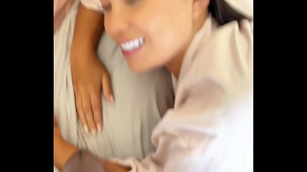 Play MP4 - Tio safado pegou sobrinha Gostosa de um jeito diferente