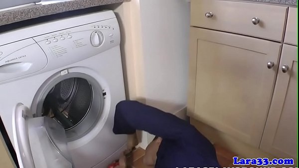 Play MP4 - English milf pipe fitted by cheeky plummer