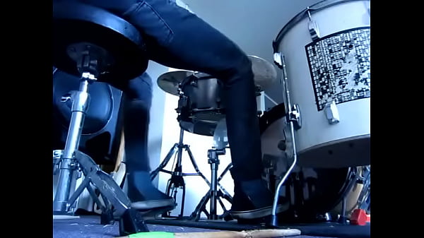 Nonton Lost Boys (practice) thumbnail