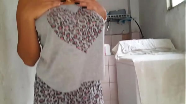 Play MP4 - MORENA LATINA LE ENCANTA FOLLAR CON SU HERMANASTRO EN LA LAVADORA CUANDO NO HAY NADIE EN LA CASA - SUB ESPANOL CASERO