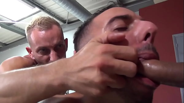 Teaser | Nils Angelson & Enzo Akira baisent le cul humide et bien rond de Shawn Kroner &agrave; la salle de sport 
