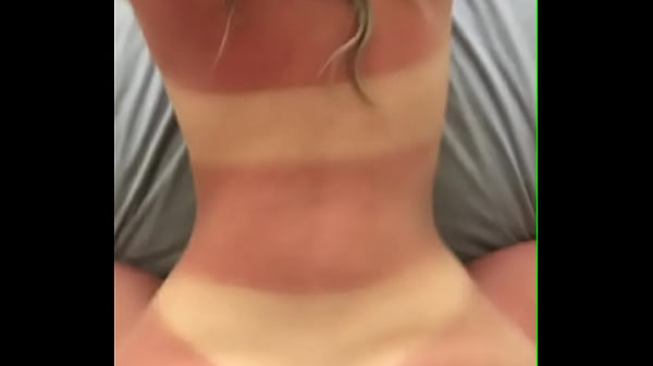 Camila es_una prepago VIP_de Bogotá me promete placer y para cumplir aplasta sus_nalgotas_mientras coge de perrito