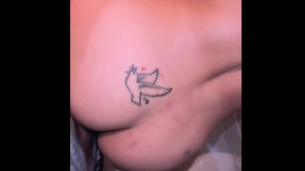 Caught bathing ready to get a good fuck you can hear her moaning 