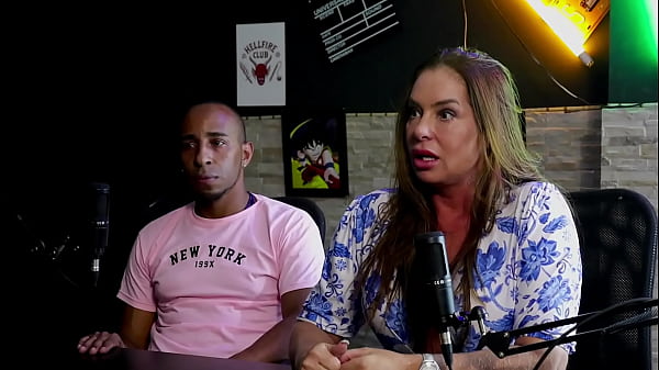 VEJA A ENTREVISTA SAFADA E CHEIA DE PUTARIA COM O NEGRO TOP OFICIAL E FRANCIS SIMAS NO PORN CAST BRAZIL - PARTE 1 (WATCH ON: SHEER/RED) 