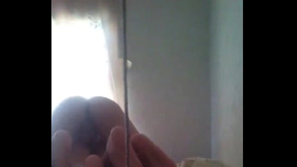 Play MP4 - gimiendo sabroso