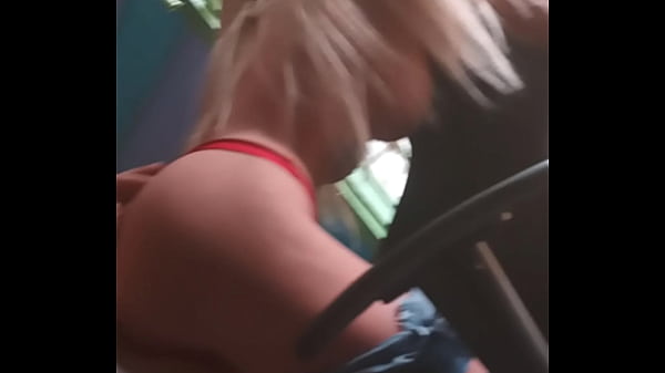 gosei_infiei_a mao no_cu da loirinha_sex toy