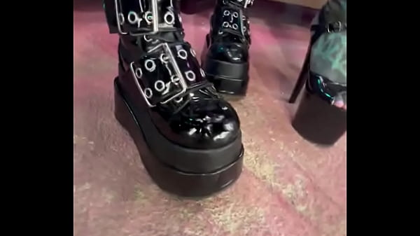 Nonton All Shiny - You Like It ?i Want To See A Massive Thread ...kellliepanther.4-#shiny #models #inkedgirls #inkedmodels #... thumbnail