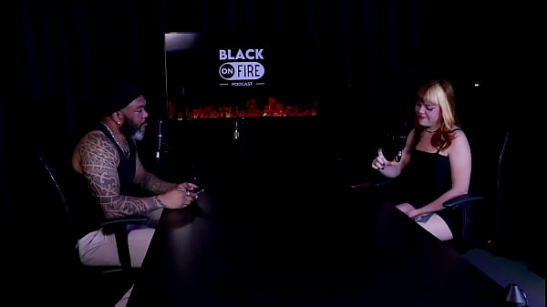 Play MP4 - Teve uma crise e voltou pro CLT&comma; tem que humilhar pau pequeno&comma; e quem ela mama&comma; senta ou passa - Middy &lpar;WATCH ON&colon; SHEER&sol;RED&rpar;