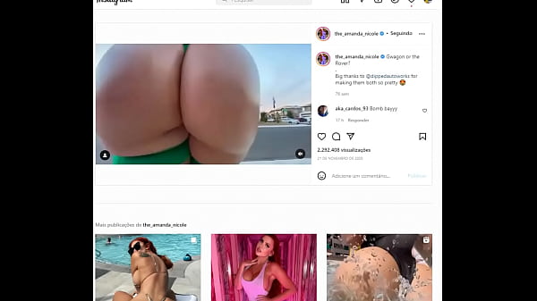 Big ass andando pela rua 