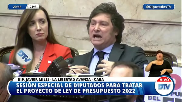 Nonton Milei Penetra O&iacute;dos Con Sus Locas Palabrillas!! thumbnail