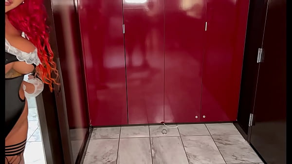 Nonton Vegas Housekeeping Sluts Clean Cock thumbnail