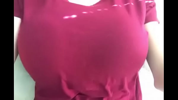 Nonton Petite Girl With The Squishiest Tits thumbnail