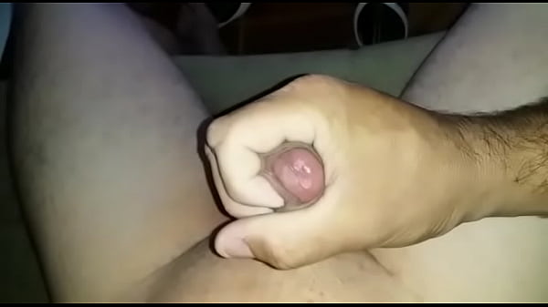 M&atilde_o amiga um no outro