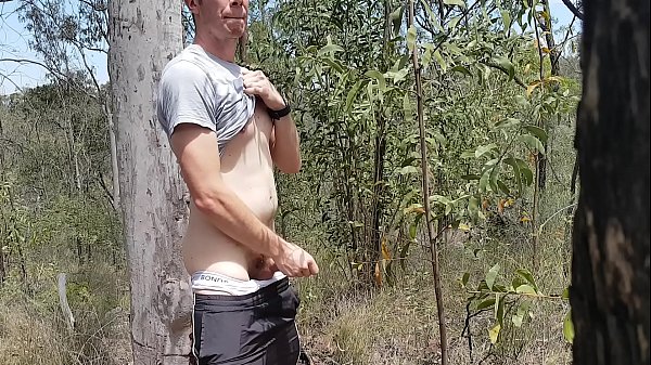 Play MP4 - Bush Jerk off 2