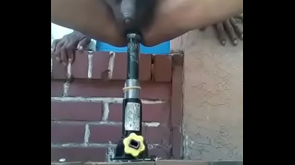 Con El Hidr&aacute;ulico Hasta El Fondo thumbnail