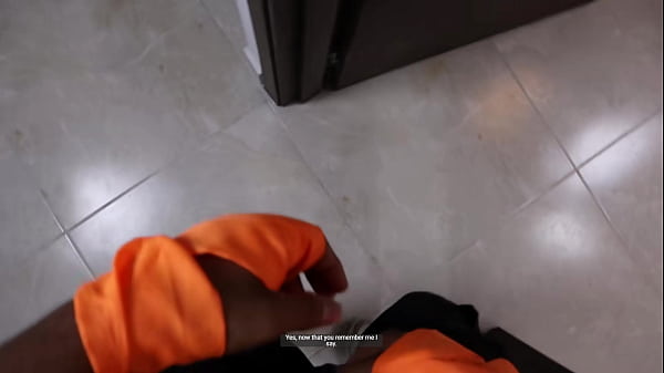 Mi amiga coge mi verga mientras habla con su novio