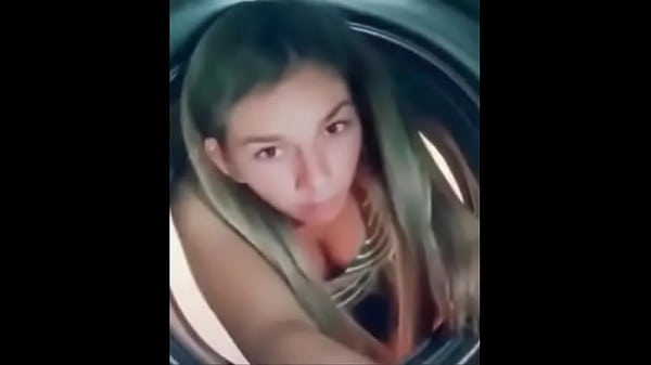 Meia irma presa todos os finais final secreto