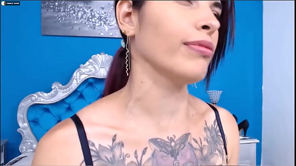 Venas del cuello estallando 