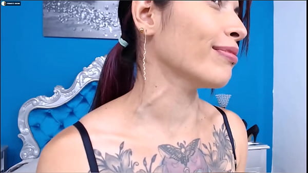 Venas del cuello estallando 