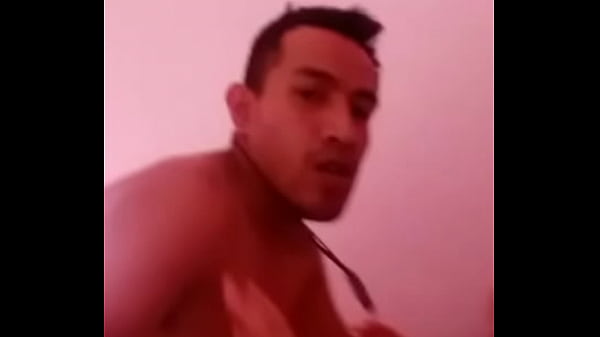 Play MP4 - Cogiendo rico termino adentro