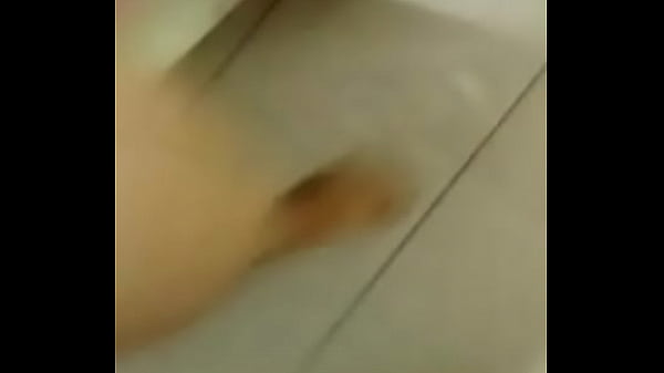 Minha esposa se exibindo