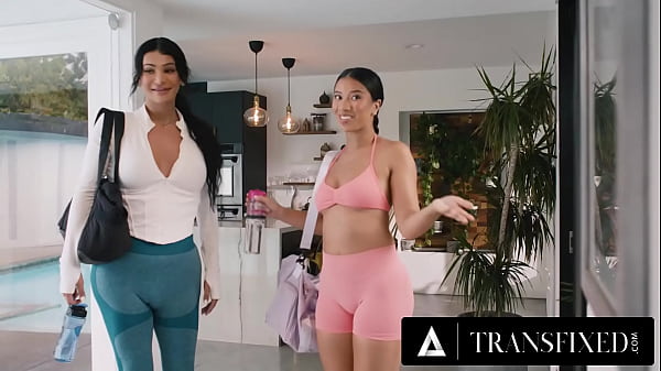 Hot Trans Pushes This Workout To The Next Level! thumbnail