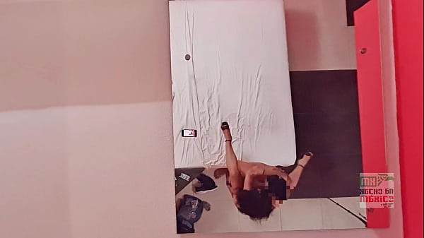 C&aacute;mara escondida pov techo show cuckold esposa regia follando frente a su marido 1 