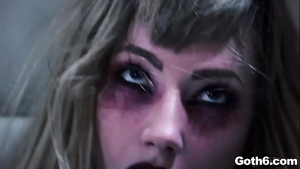 Play MP4 - Ivy Wolfe in desperate need of orgasms&excl;