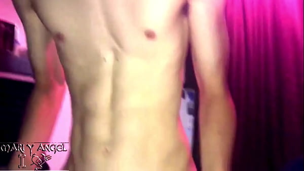 Mi Amante Me Folla Y El Cornudo Graba thumbnail