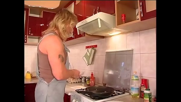 Play MP4 - Young and sexy blonde fucked by a mature pig