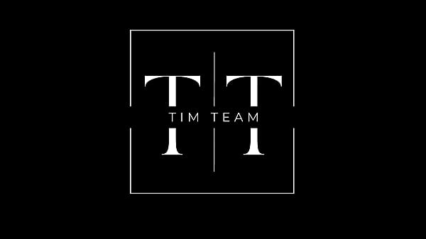 Nonton Her Pussy Gets All Clenched Up When I Turn On The Camera thumbnail