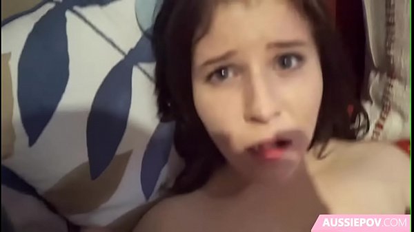 Novinhas indo para gozar dentro