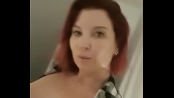 Coucou les coquinouxxx, la vid&eacute;o du mercredi est en ligne, je suis toute seule ... 