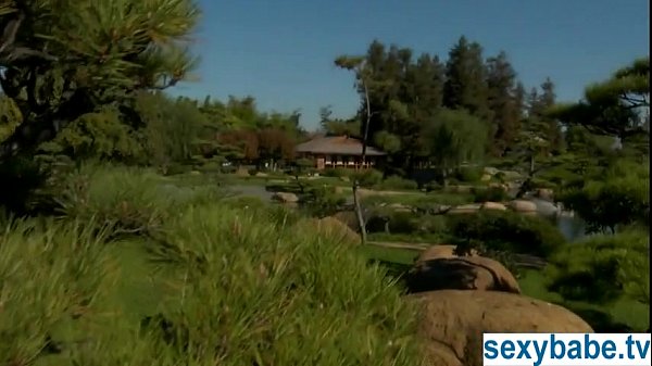 Play MP4 - Hottest playmates at the beach