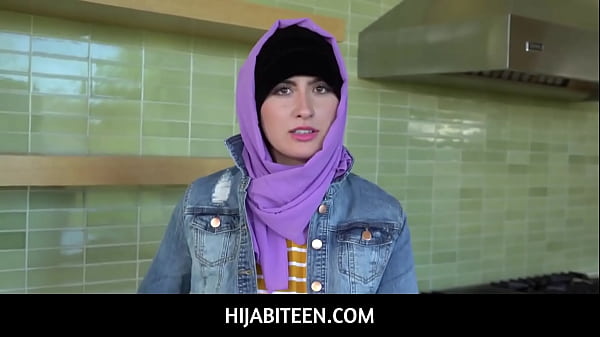 HijabiTeen Angeline Red ends_up fucking with_Donnie Rock