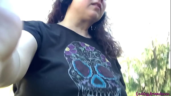 Big tits bounce peeing and sweaty barefeet