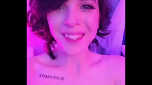 Nonton Use One Word To Describe This Video thumbnail