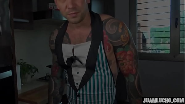 Cooking and fapping by juan lucho