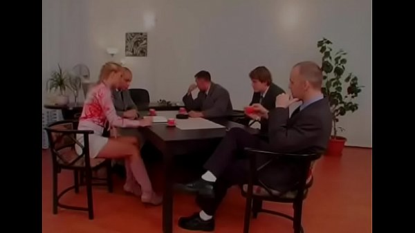 Nonton Hot Babe Fastened Up And Gagged thumbnail