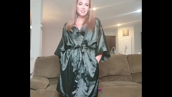 Sexy Stepmom Nikki Needs You To Keep Her Company Tonight thumbnail