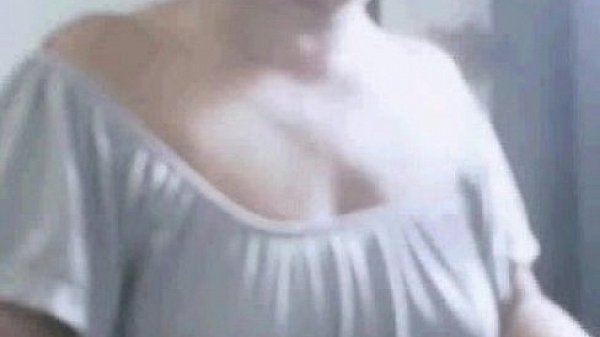 Nonton Yolandacasadacolombiana thumbnail
