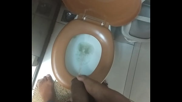 Play MP4 - NOVINHO MUITO GOSTOSO MIJANDO