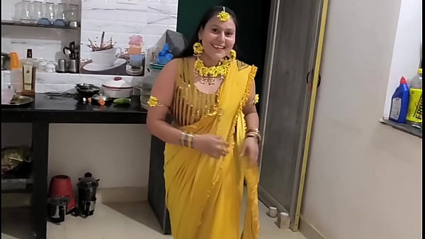 Play MP4 - Indian couples having sex during bridal function